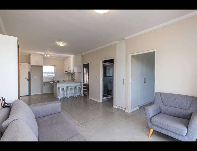 2 BEDROOM APARTMENT FOR SALE IN TABLE VIEW